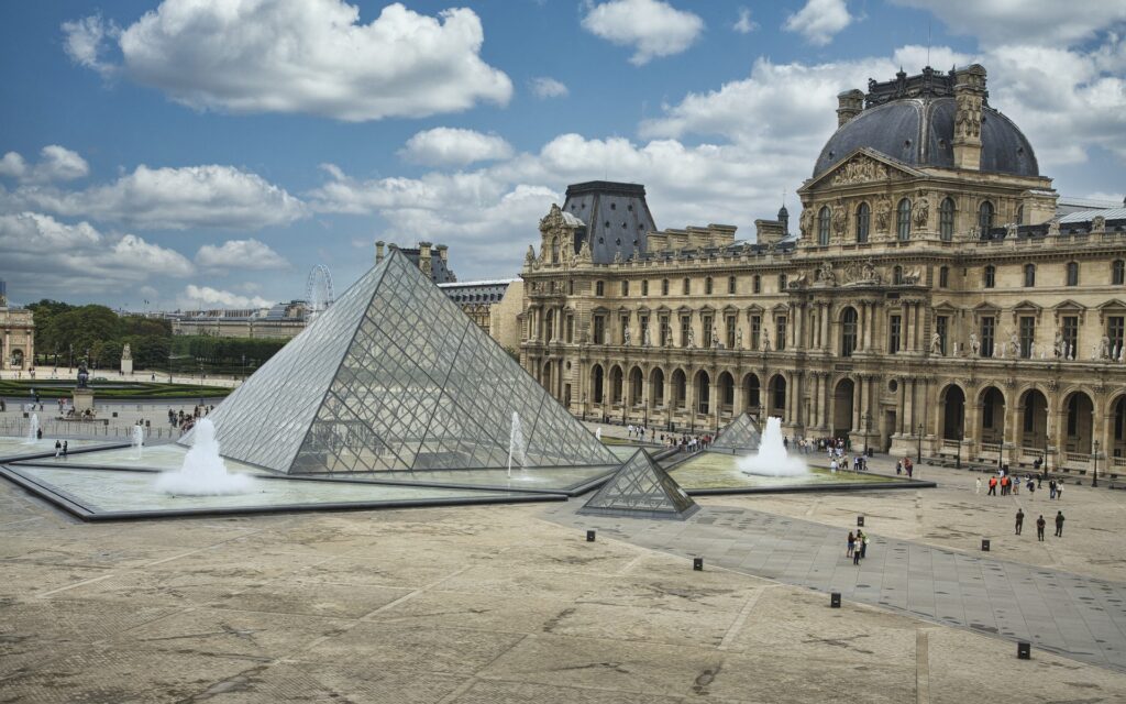 Museo del Louvre